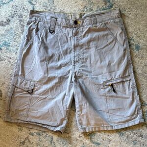 Wrangler Performance Series Gray Cargo Shorts Men’s Size 36